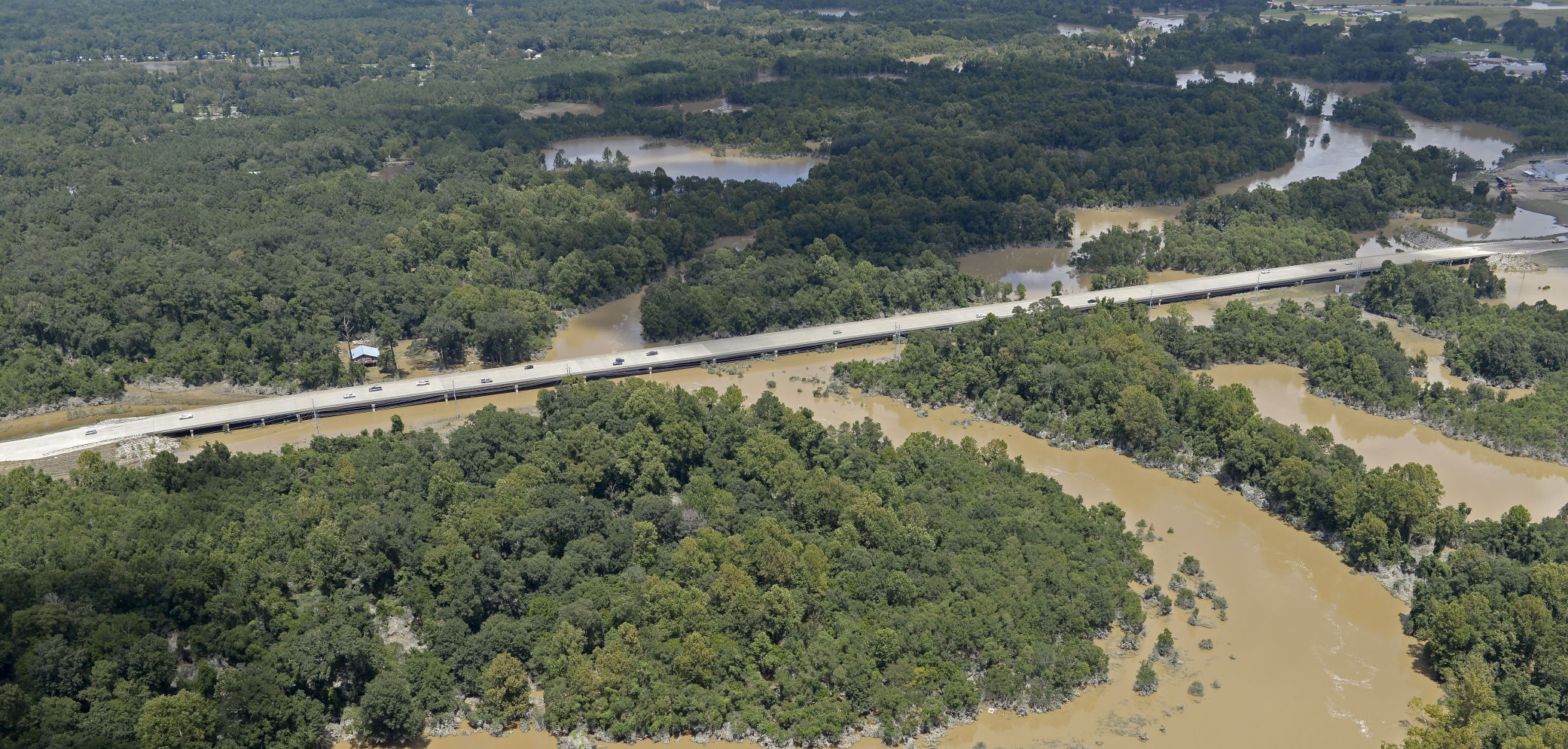Day5FloodingAerials bf 1122.jpg